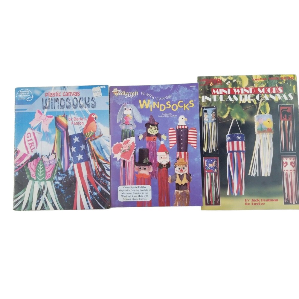 Plastic Canvas Windsocks Leaflet Lot of 3 Holiday USA Flag Parrot Halloween xmas